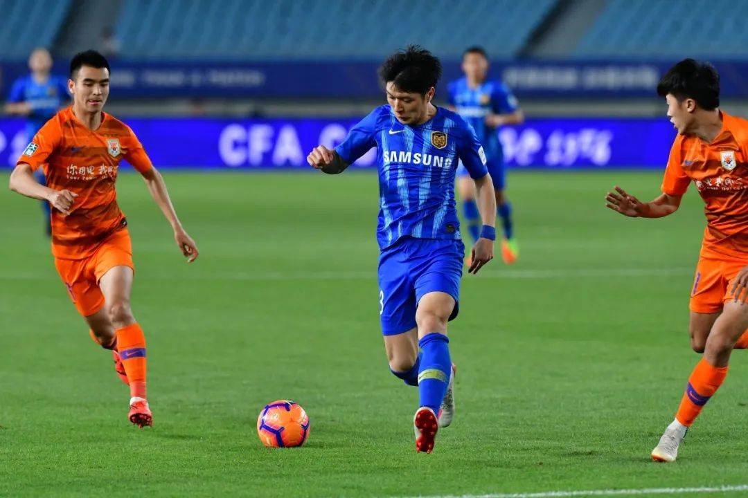 杏彩体育在线-包含江苏苏宁强劲反攻，山东鲁能无力回天的词条