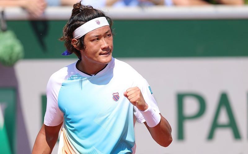 杏彩体育在线-网球场上的风云变幻，选手们拼尽全力(网球场地介绍和比赛规则及知名赛事介绍)