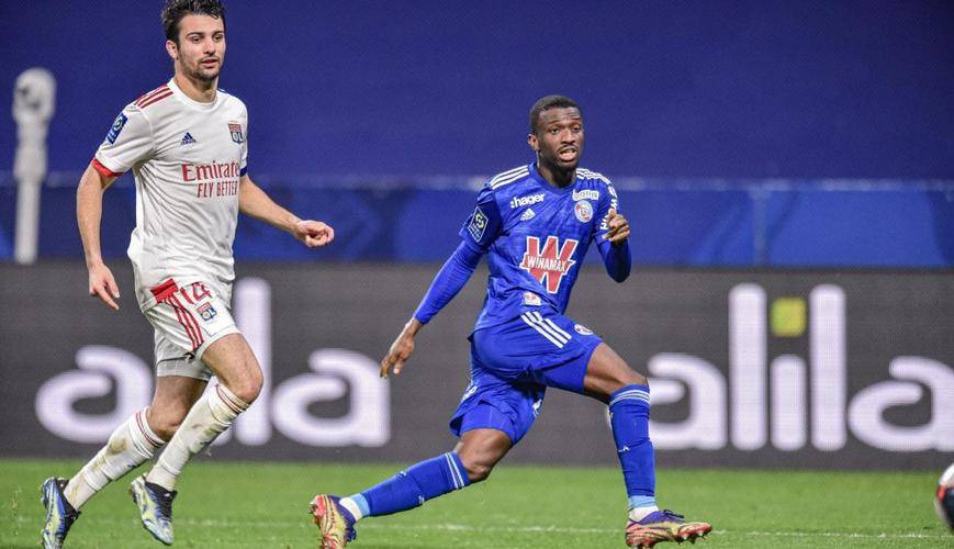 里昂主场擒下雷恩,继续保持领先优势的简单介绍 里昂主场擒下雷恩,继续保持领先优势的简单介绍