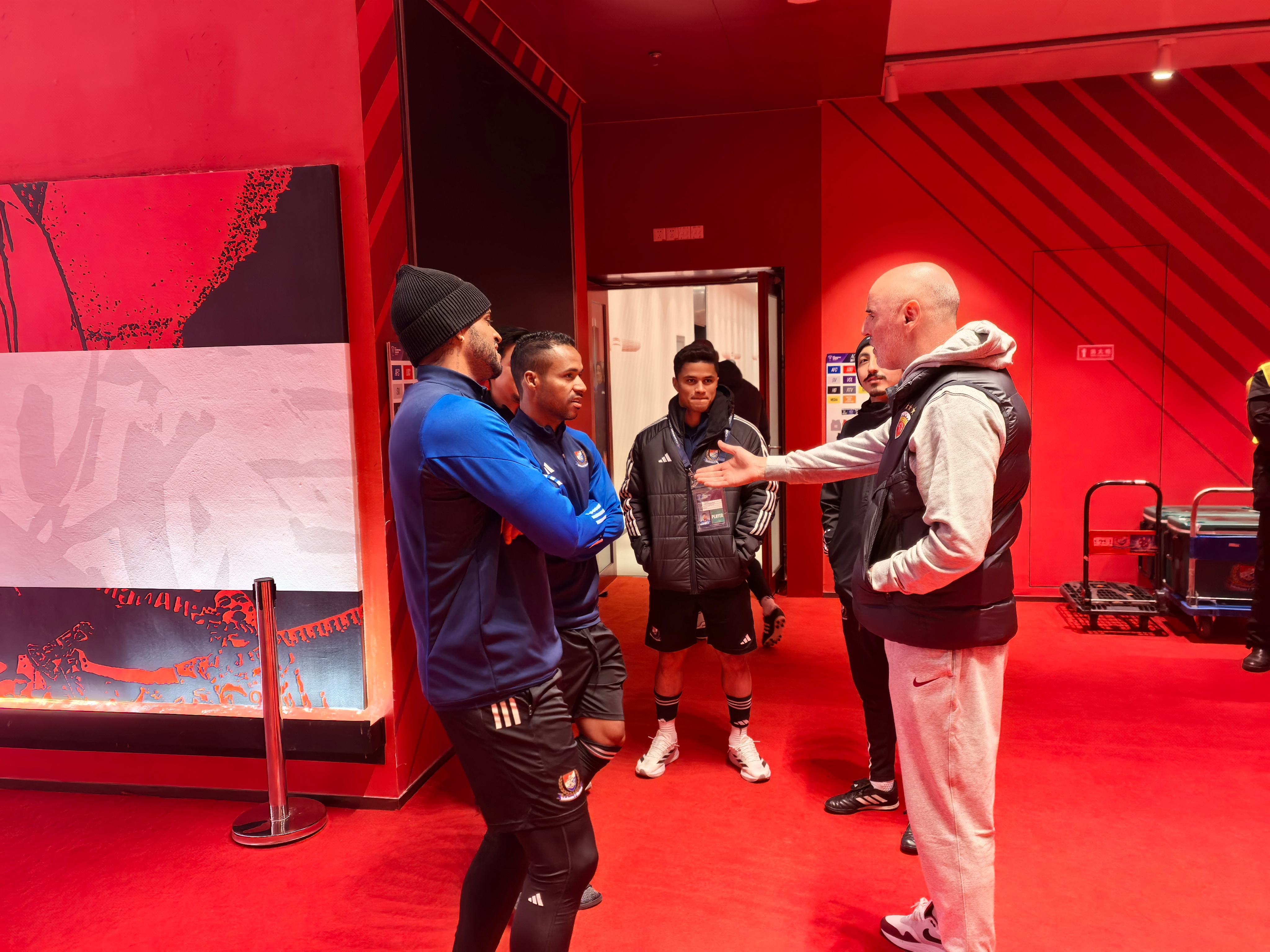 杏彩体育官方登录入口-包含绝佳表现！球员激情奋斗夺得胜利的词条