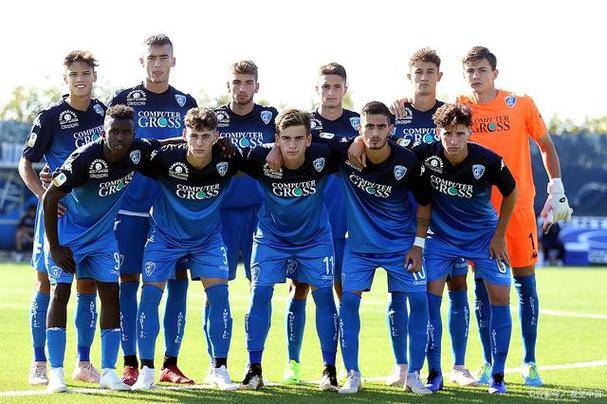 关于国际赛场上的强强对阵,球场火爆连连的信息 关于国际赛场上的强强对阵,球场火爆连连的信息