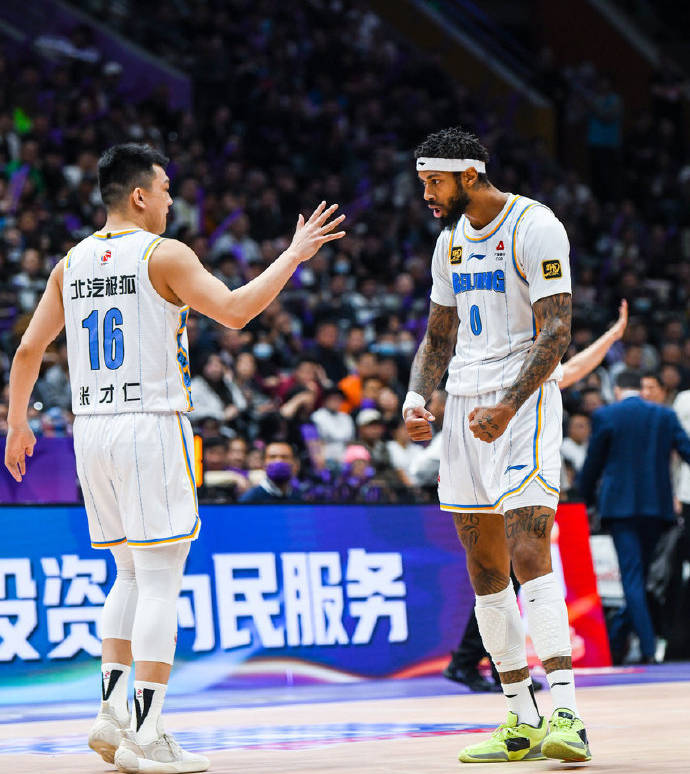 北京首钢险胜浙江队,迎来四连胜 北京首钢险胜浙江队,迎来四连胜