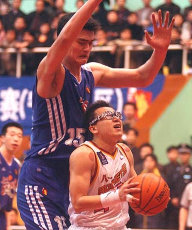 南非联赛新秀破冰，球员劲头十足