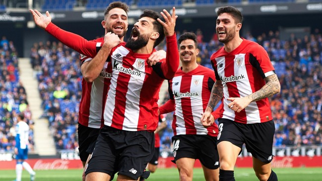 格拉纳达成功击败实力对手，取得重要胜利的简单介绍