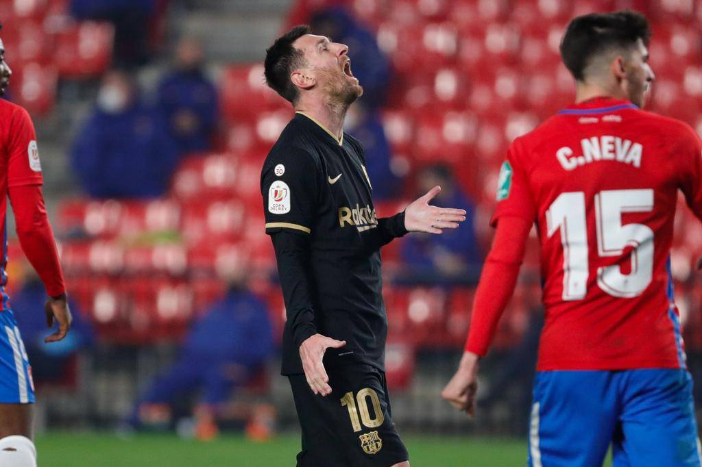 格拉纳达成功击败实力对手，取得重要胜利的简单介绍