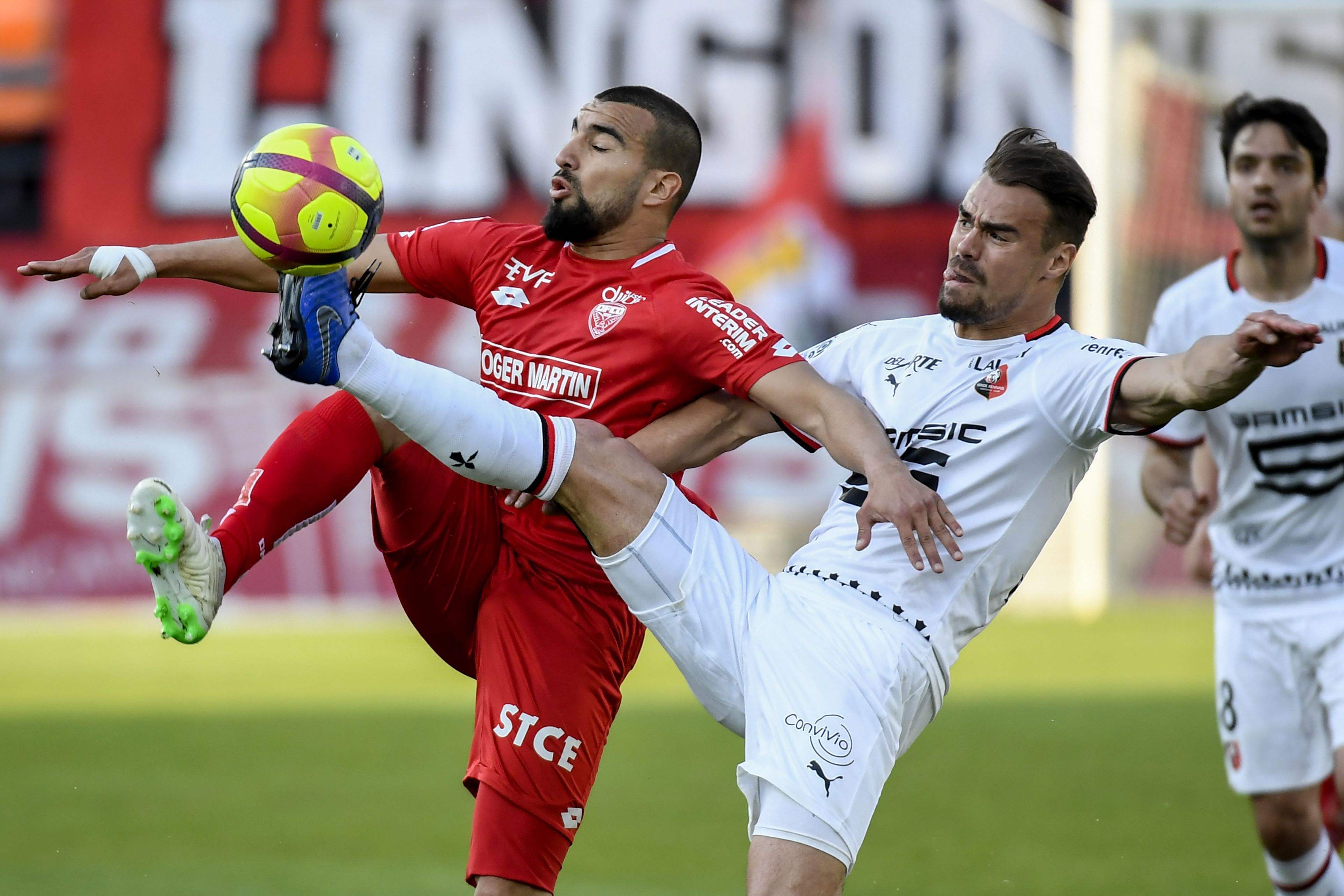 杏彩体育在线登录-第戎主场大胜戛纳，提前锁定胜局