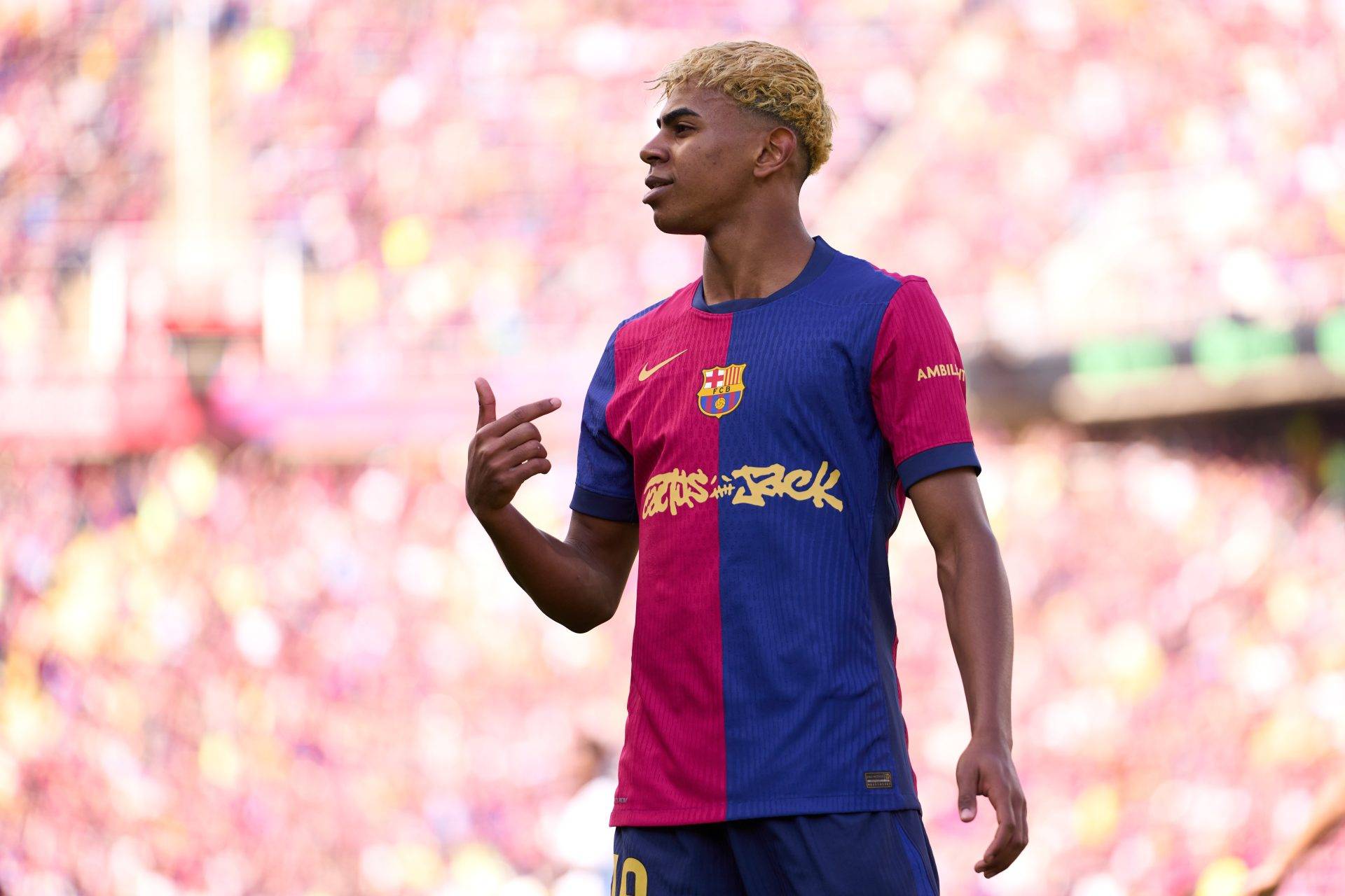 杏彩体育在线-巴萨青训新秀表现抢眼，为球队贡献关键一战的简单介绍