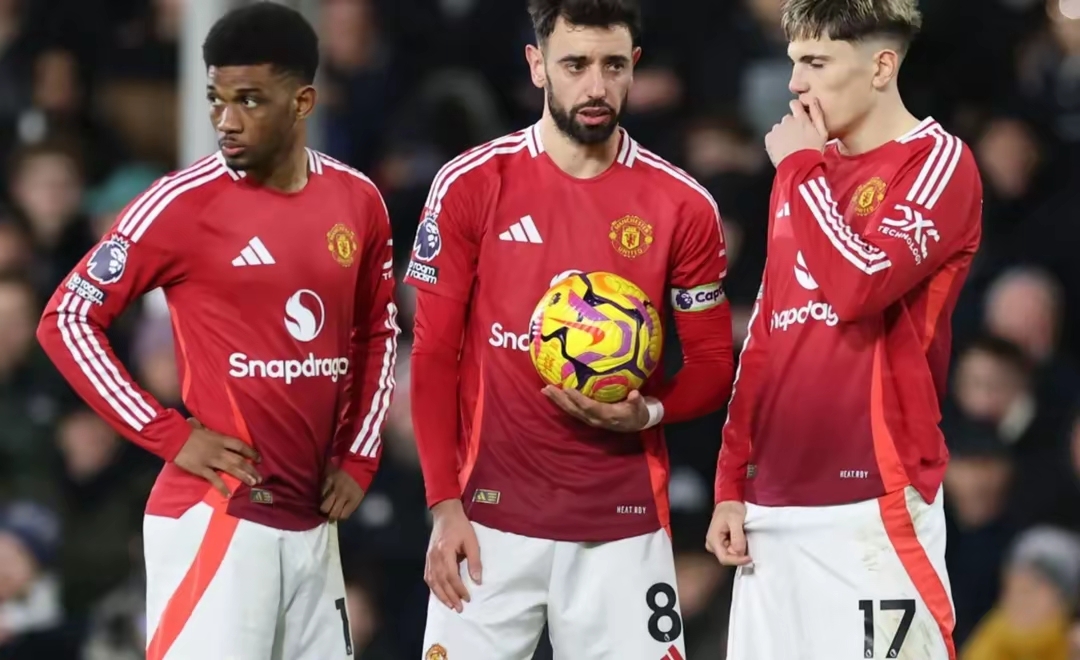 杏彩体育在线-热刺客场击败曼城，英超榜首位置继续保持