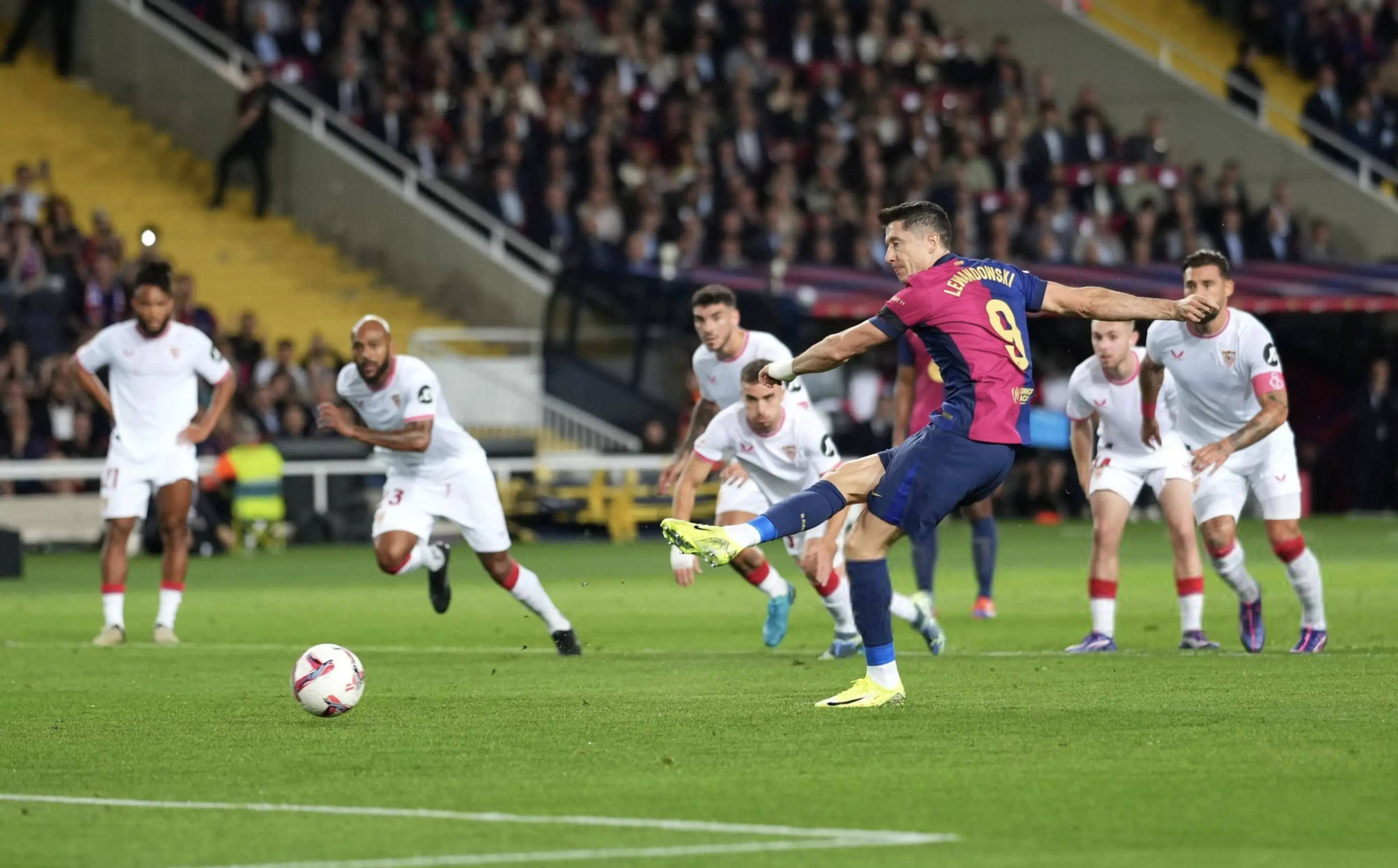 马竞巨星激励全队,助球队四连胜升至第三 马竞巨星激励全队,助球队四连胜升至第三