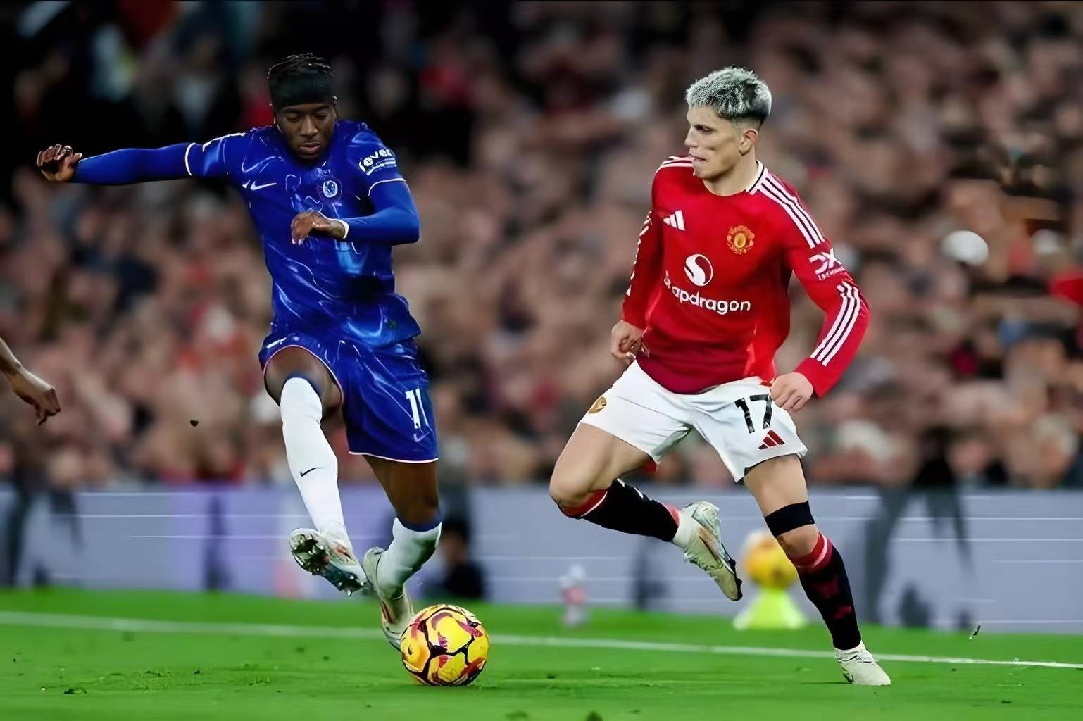 关于冷静应对！球员在比赛中面对突发情况展现出冷静的信息