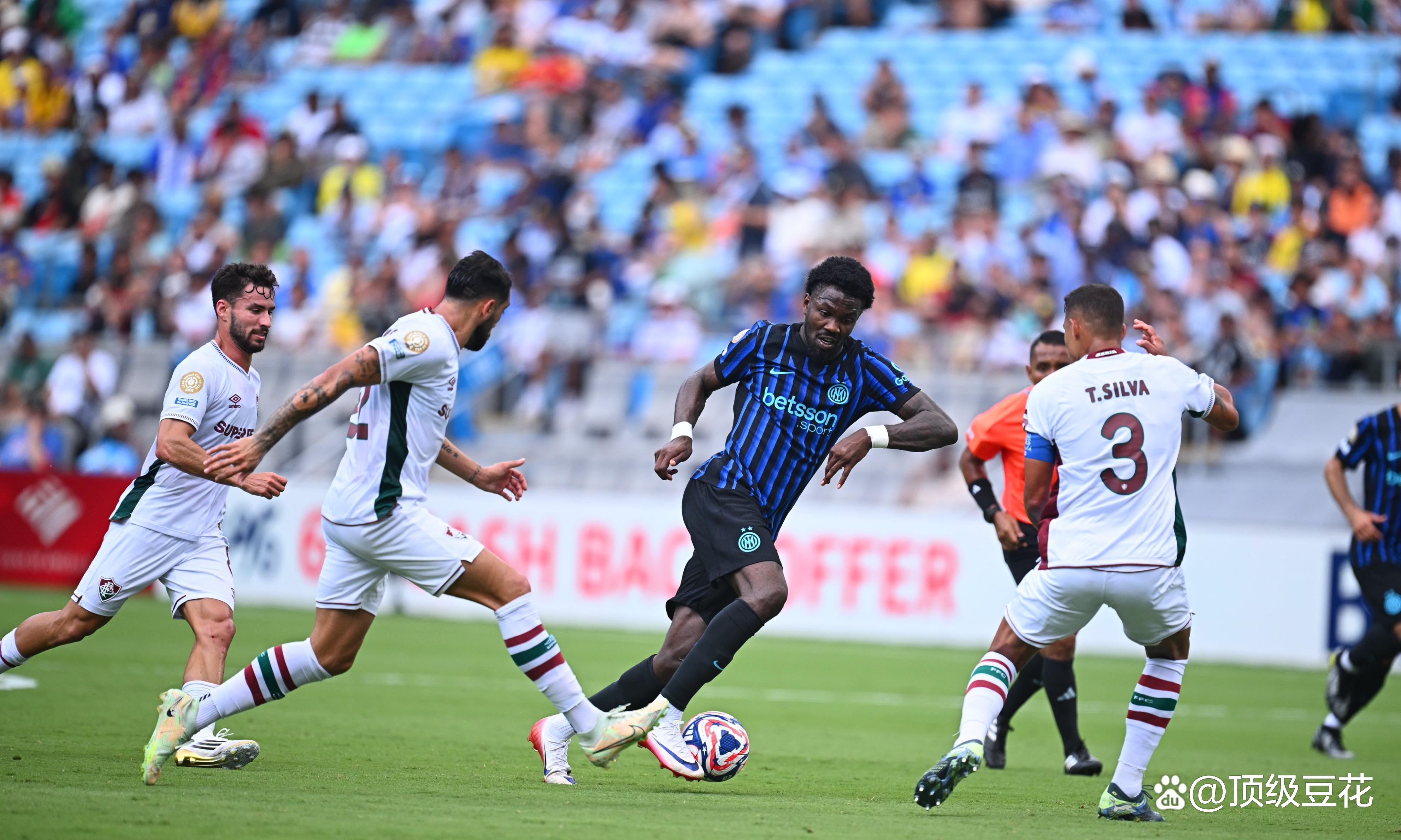 阿贾克斯创造逆转,苦战晋级欧冠四强让人瞩目! 阿贾克斯创造逆转,苦战晋级欧冠四强让人瞩目!