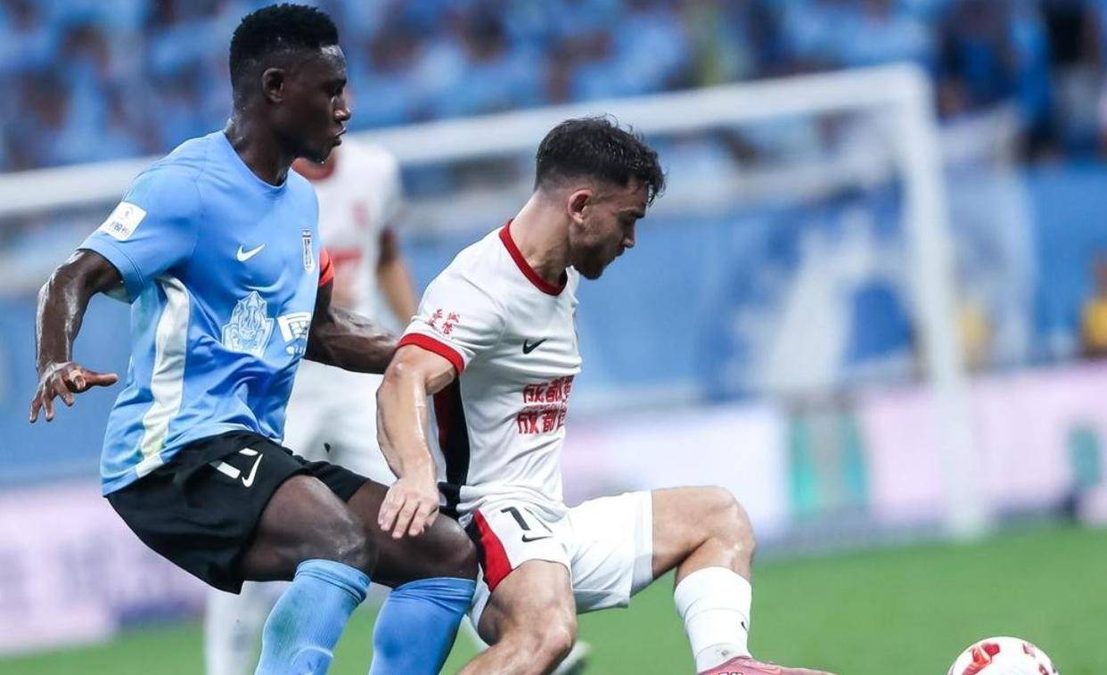 中超豪强恒大遭遇危机,球迷心系球队保级之路的简单介绍 中超豪强恒大遭遇危机,球迷心系球队保级之路的简单介绍