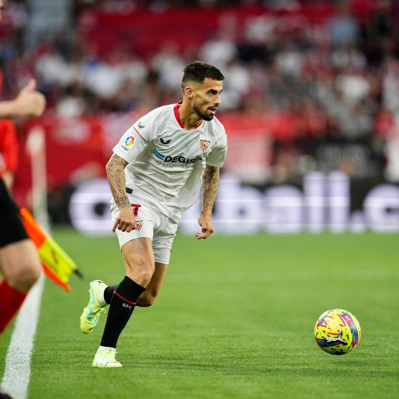 塞维利亚主场大胜,欧战席卷球迷的简单介绍 塞维利亚主场大胜,欧战席卷球迷的简单介绍