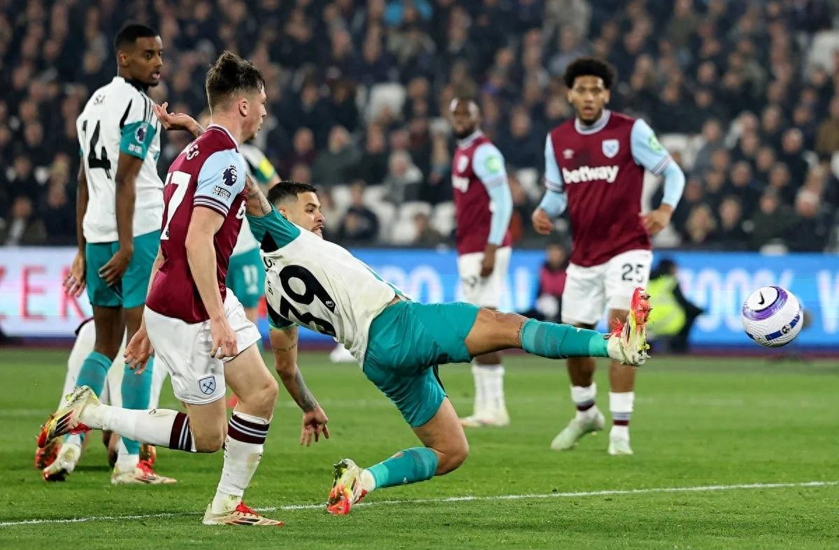 纽卡斯尔主场胜利:西汉姆联遭遇腥风血雨的简单介绍 纽卡斯尔主场胜利:西汉姆联遭遇腥风血雨的简单介绍