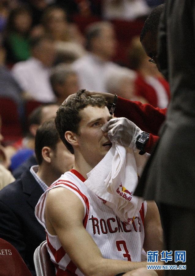 猛龙惨败火箭,洛瑞被指责个人进攻欠缺 猛龙惨败火箭,洛瑞被指责个人进攻欠缺